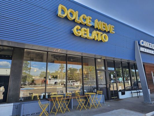 Dolce Neve Gelato by null