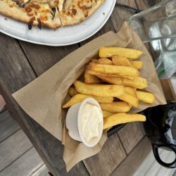 Stoked Restaurant and Bar - Chunky fries