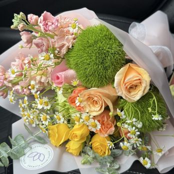 Purple Mood Flowers - Spring flowers - Florists Near Me - Sherman Oaks, California