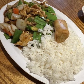 East Cafe - Black Pepper chicken - Chinese Near Me - Aurora, Colorado East Cafe - Black Pepper chicken - Chinese Near Me - Aurora, Colorado
