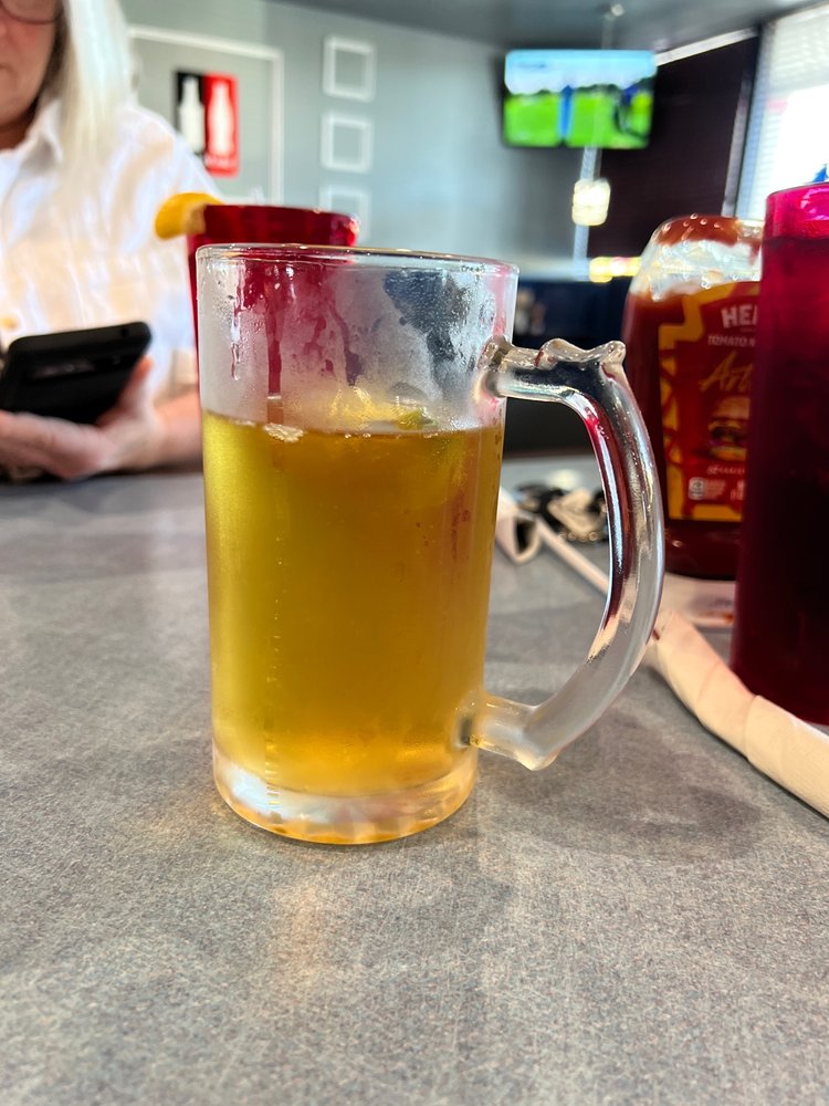 Food from Referees Sports Bar and Grill