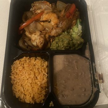 Avila's El Ranchito - Shrimp fajitas - Mexican Near Me - San Clemente, California