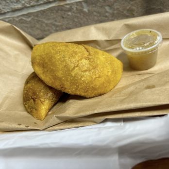 Antojitos Colombianos 2 - Se veian muy bien - Colombian Near Me - Hartford, Connecticut