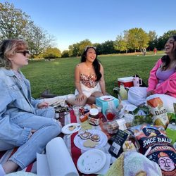 Mueller Lake Park - Picnic at Mueller Lake Park