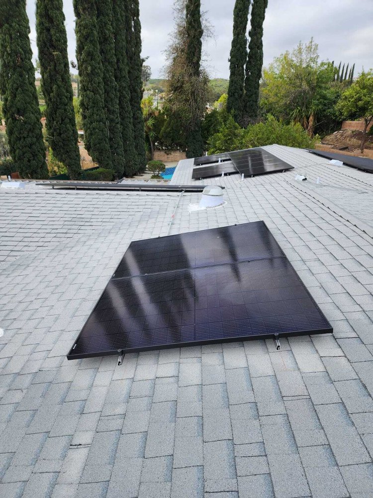 Slide of Sky Solar Pro