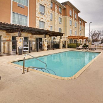Comfort Suites 66 Photos 34 Reviews Hotels 411 W Rd To Six