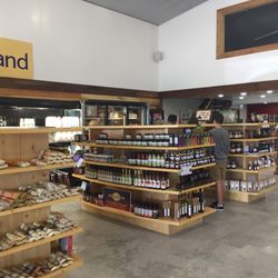 Farmer John's Market - Inside snacks