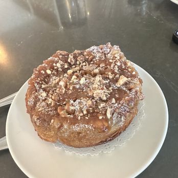 Launderette - brunch pull apart bun - New American Near Me - Austin, Texas