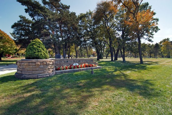 MOUNT AUBURN FUNERAL HOME & CEMETERY - Updated October 2025 - 35 Photos