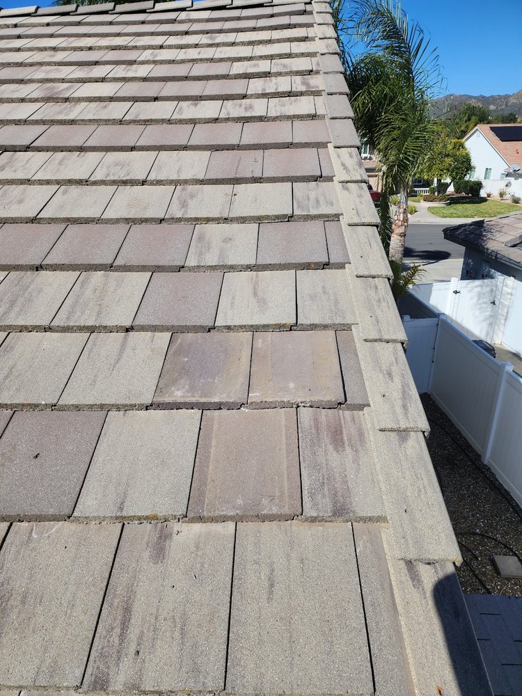 Slide of AJ Roofing Const