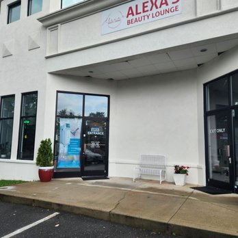 Alexa’s Beauty Lounge - Front outside entrance - Skin Care Near Me - Matthews, North Carolina Alexa’s Beauty Lounge - Front outside entrance - Skin Care Near Me - Matthews, North Carolina