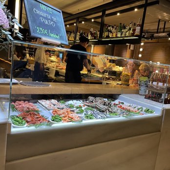 Vinitus - Seafood, super fresh - Tapas Bars Near Me - Barcelona, B