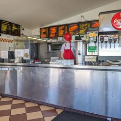 Tomboy's Chiliburgers - Counter