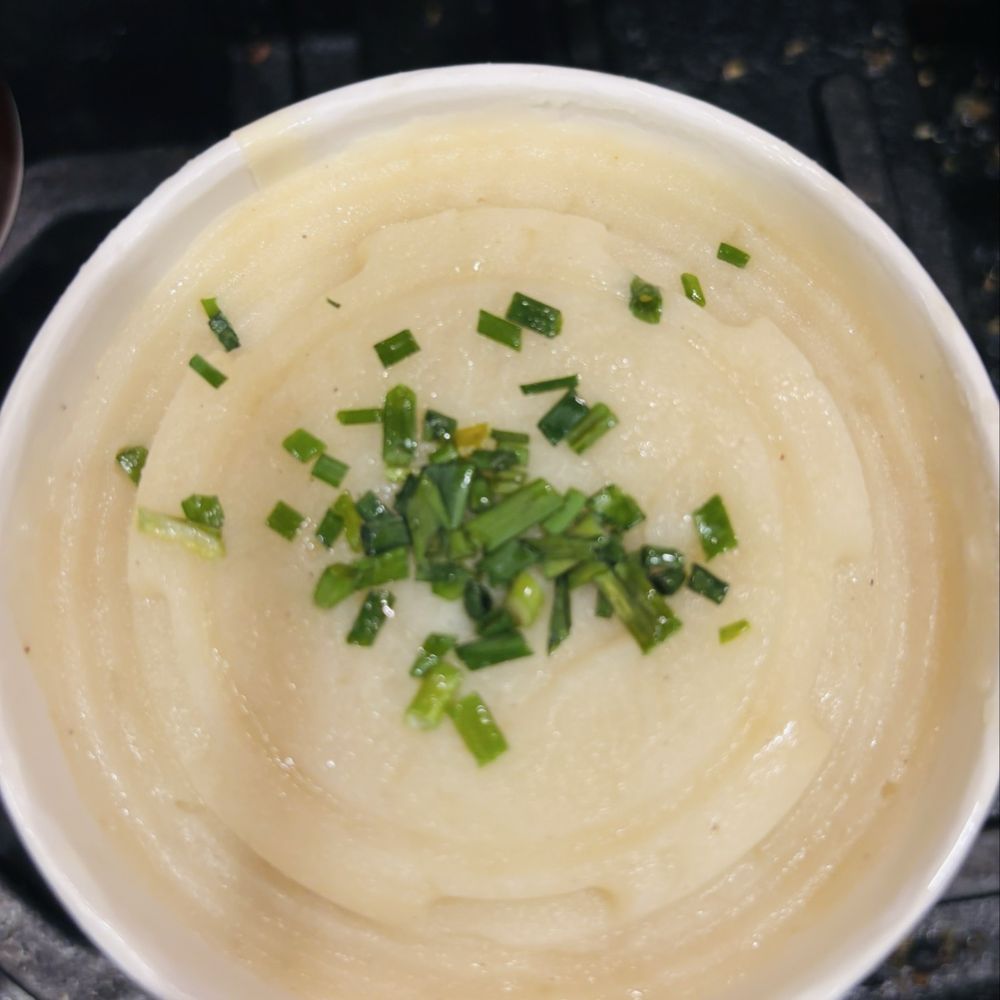 Gus's BBQ - Roasted Garlic Mashed Potatoes - Barbeque Near Me - Porter Ranch, California