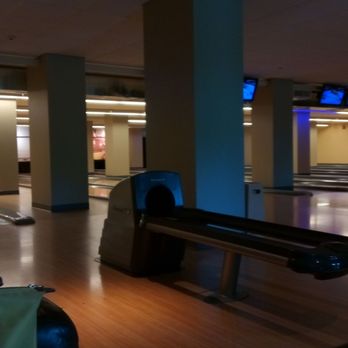 Pinstripes - Bowling lanes - New American Near Me - Chicago, Illinois Pinstripes - Bowling lanes - New American Near Me - Chicago, Illinois