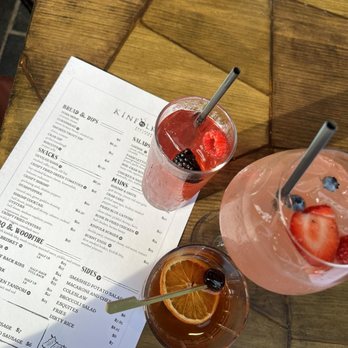 Kinfolk Southern Kitchen - Berry tea, Old Fashioned and Berry Bliss Delight (I think) - Southern Near Me - Washington, DC, District of Columbia Kinfolk Southern Kitchen - Berry tea, Old Fashioned and Berry Bliss Delight (I think) - Southern Near Me - Washington, DC, District of Columbia