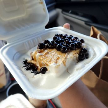 Tea N Bites - Pearl cake - Bubble Tea Near Me - Miami, Florida