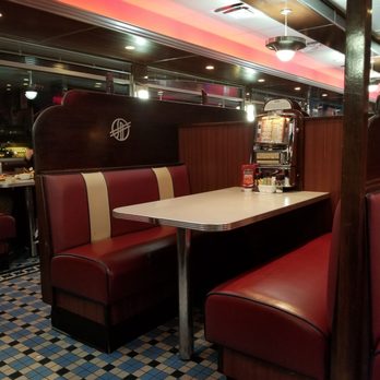 Silver Diner - Booth at Silver Diner - Diners Near Me - Cherry Hill, New Jersey Silver Diner - Booth at Silver Diner - Diners Near Me - Cherry Hill, New Jersey