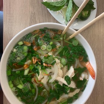 Pho King Eggroll - Chicken and Shrimp Pho - Vietnamese Near Me - Goodyear, Arizona