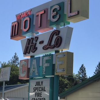 Hi-Lo Cafe - American Near Me - Weed, California