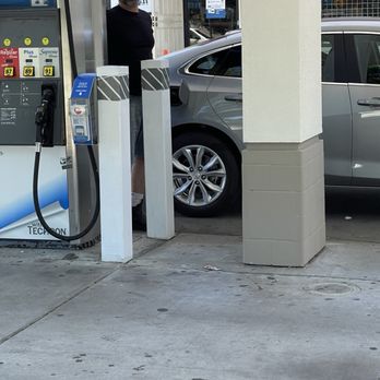 Chevron - Pumping gas with ease - Gas Stations Near Me - Hayward, California