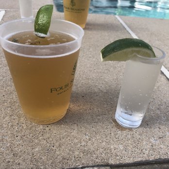 KD Prime Properties - Drinks by the pool . - Apartments Near Me - Miami, Florida KD Prime Properties - Drinks by the pool . - Apartments Near Me - Miami, Florida
