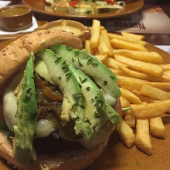 Foster's Hollywood - Hamburguesa Tribeca - American Near Me - Zaragoza, Z