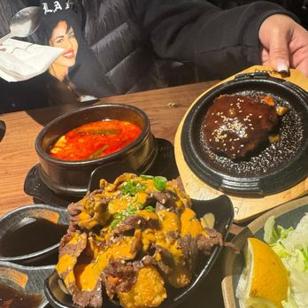 Sushi Tsunami - Tator bulgogi is giving. Pretty huge serving - Sushi Bars Near Me - Fairfield, California Sushi Tsunami - Tator bulgogi is giving. Pretty huge serving - Sushi Bars Near Me - Fairfield, California
