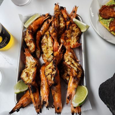Mariscos El Submarino by null