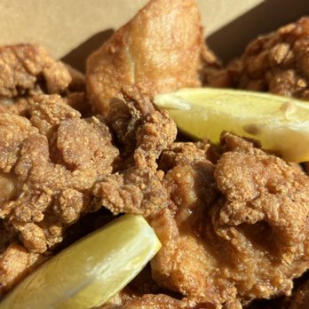 Anzu - a box of fried chicken with a slice of lemon - Japanese Near Me - Los Angeles, California Anzu - a box of fried chicken with a slice of lemon - Japanese Near Me - Los Angeles, California