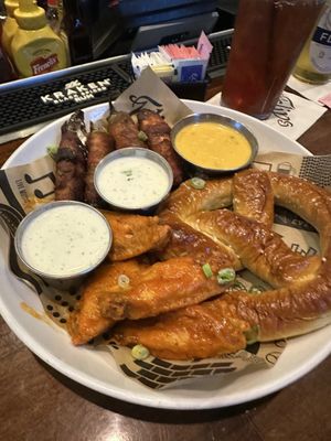 Flips Patio Grill by null