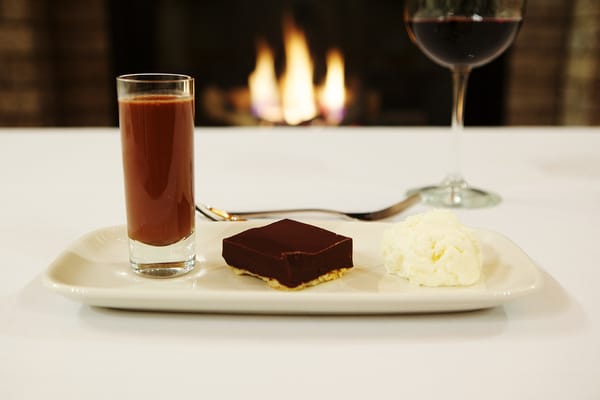 Chefs Table Catering by null