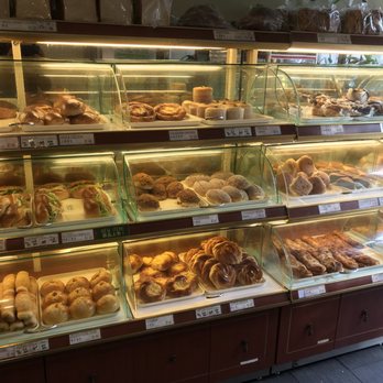 Fay Da Bakery - Bakeries Near Me - New York, New York