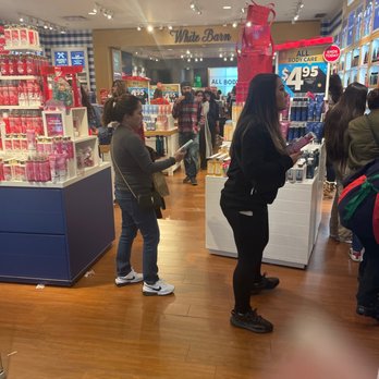 Bath & Body Works - Cosmetics & Beauty Supply Near Me - Cerritos, California Bath & Body Works - Cosmetics & Beauty Supply Near Me - Cerritos, California