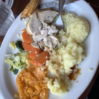 Kelly's Restaurant - I should have taken the photo before I began eating. Roasted chicken, mashed potatoes, turnip purée, carrots & cabbage. - Restaurants Near Me - Cork, Colorado