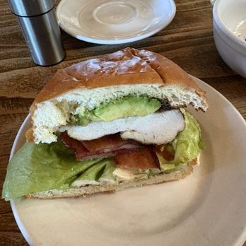 Market Tavern Dublin - Chicken blt. - New American Near Me - Dublin, California