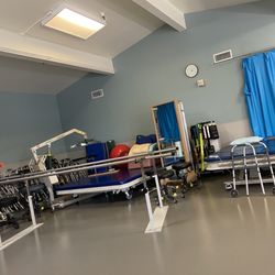 Kaiser Permanente Post-Acute Care Center - Pictures of the Center.  The outside and the Gym