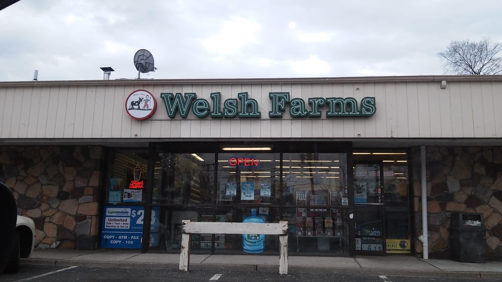 WELSH FARMS FOOD STORES Updated October 2024 715 River Rd, New