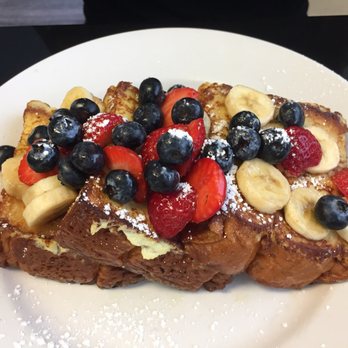 Sweet E's Cafe - French toast - Cafes Near Me - Honolulu, Hawaii Sweet E's Cafe - French toast - Cafes Near Me - Honolulu, Hawaii