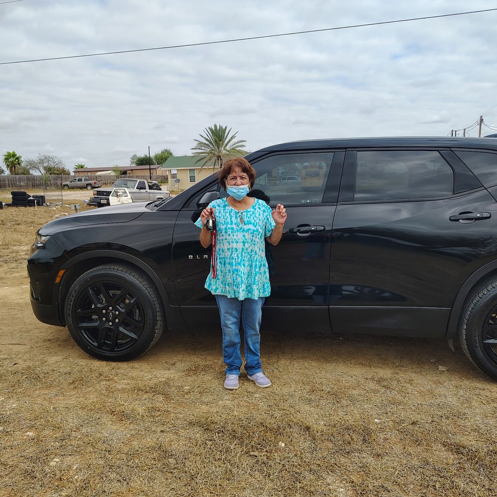 Griffith Ford Uvalde - Me with my new ride! - Car Dealers Near Me - Uvalde, Texas Griffith Ford Uvalde - Me with my new ride! - Car Dealers Near Me - Uvalde, Texas