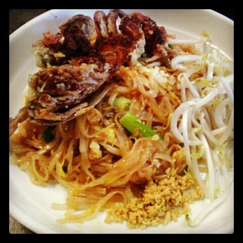 Spicy Shallot - Soft Shell Crab Pad Thai!!!!! (stir fried rice noodle with egg, peanut, scallion, bean sprout) - Thai Near Me - Elmhurst, New York Spicy Shallot - Soft Shell Crab Pad Thai!!!!! (stir fried rice noodle with egg, peanut, scallion, bean sprout) - Thai Near Me - Elmhurst, New York