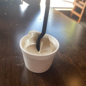 Gaskins Barbecue and Lobster - Ice cream - it's free here - Barbeque Near Me - Lakeland, Florida Gaskins Barbecue and Lobster - Ice cream - it's free here - Barbeque Near Me - Lakeland, Florida