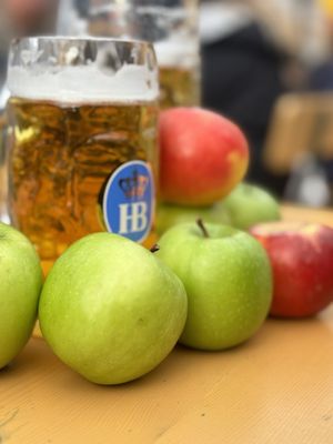 Photo of Hofbräukeller - München, BY, DE. Beer and Apples