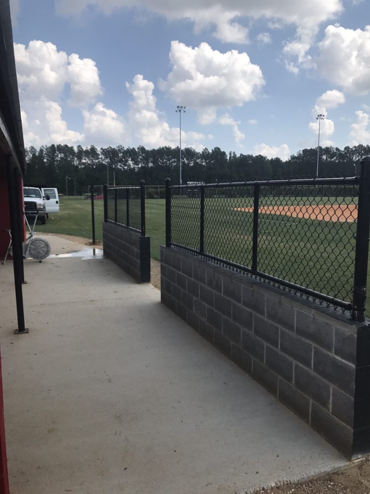 PROFESSIONAL FENCE COMPANY 23 Photos 146 Crowder Ln, Raeford, NC Yelp