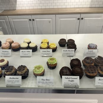 The Cake Box - Cupcakes Near Me - Westport, Connecticut The Cake Box - Cupcakes Near Me - Westport, Connecticut