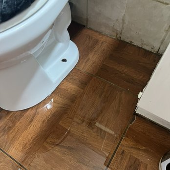 Drain King Plumbing & Rooter - Water flooding the floor - Plumbing Near Me Drain King Plumbing & Rooter - Water flooding the floor - Plumbing Near Me