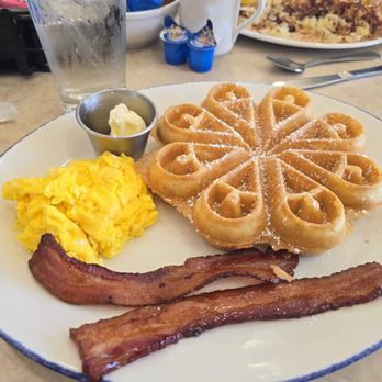 Park Place Cafe - Waffle with bacon and eggs - Breakfast & Brunch Near Me - Milwaukee, Wisconsin