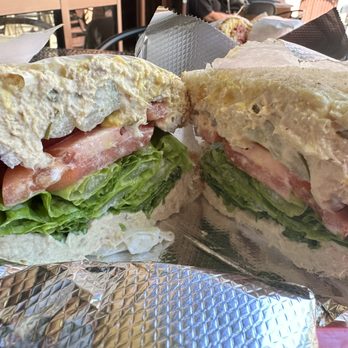 Perry's Joint - Tuna - Sandwiches Near Me - Pasadena, California