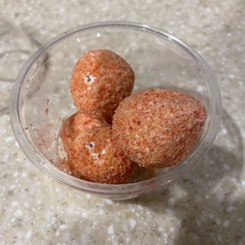 Dipped By Dee - strawberry crunch - Desserts Near Me - Las Vegas, Nevada
