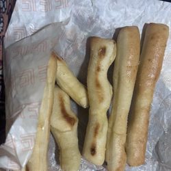 Little Caesars - Crazy bread with no seasoning/parm.